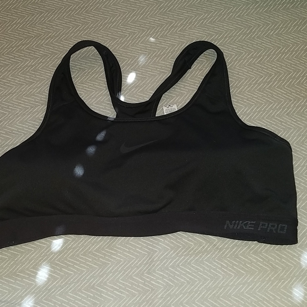 NWOT: Padded Nike Sports Bra- XL